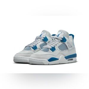 Air Jordan 4 Retro Millitary Blue Youth Sneakers, Size 4 ( big boys)